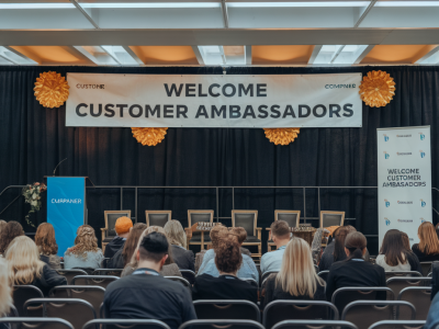 Comment lancer un programme d'ambassadeurs clients pour générer 20 leads qualifiés par mois